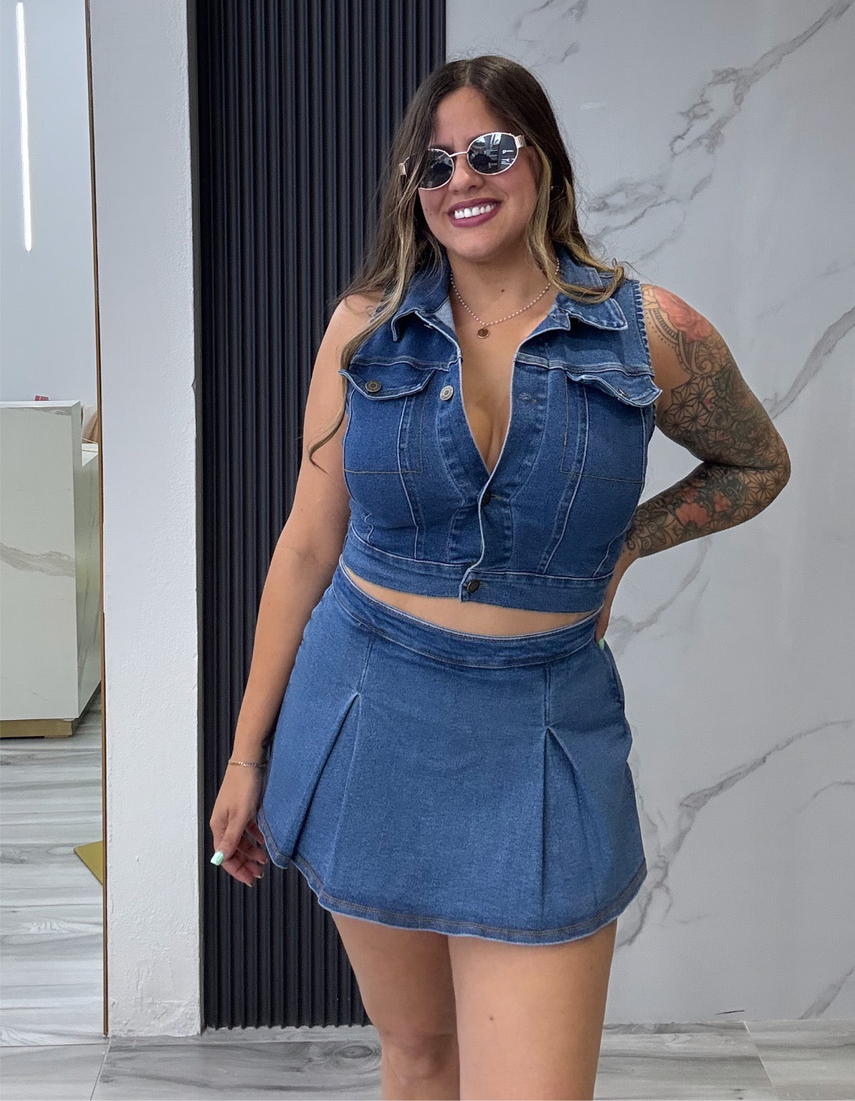 Button-down Crop